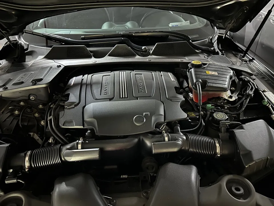 Jaguar Xj 2015 photo 2