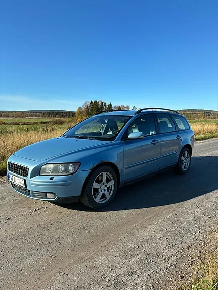 Volvo V50 2004 photo 2