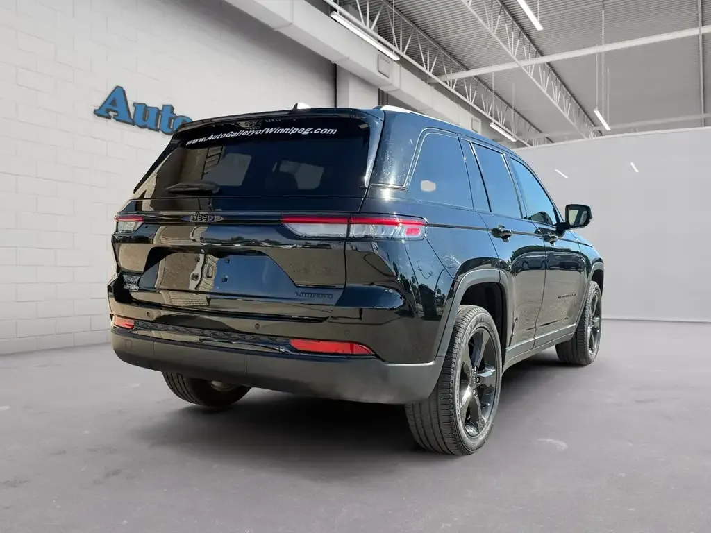 Jeep Grand Cherokee 2023 photo 5