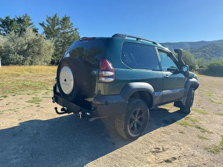 Toyota Land Cruiser 2003 photo 2
