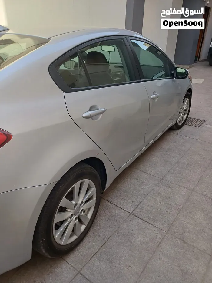 Kia Forte 2014 photo 2