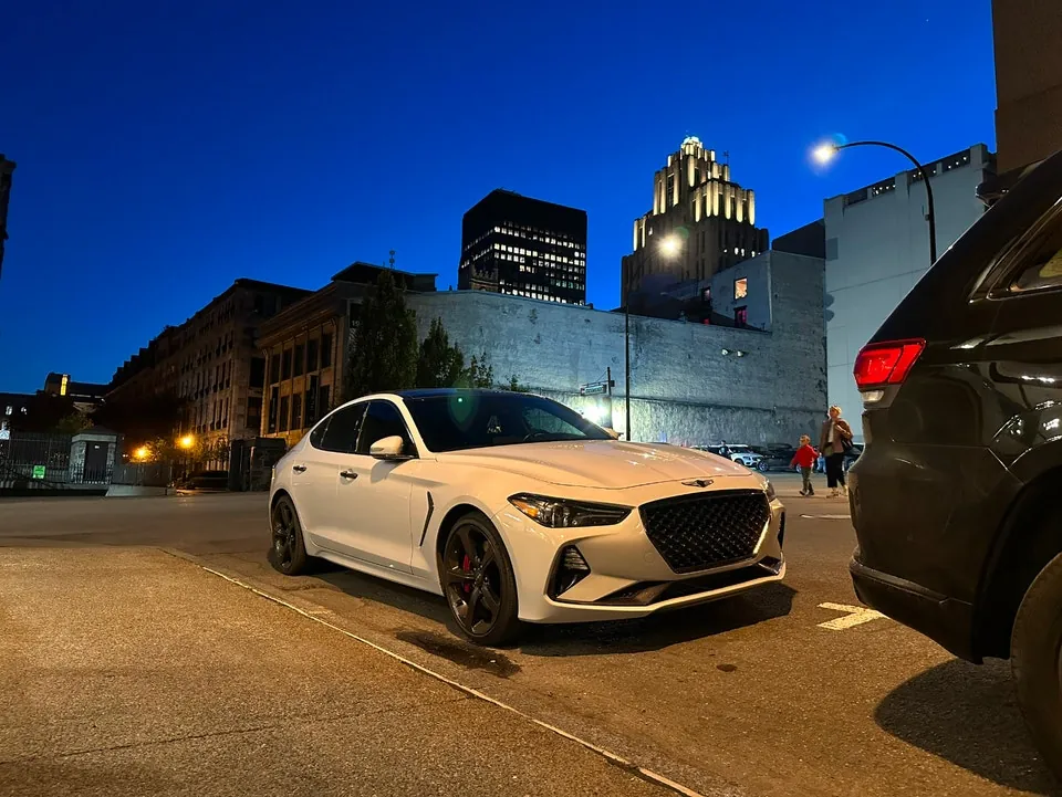Genesis G70 2021 photo 2