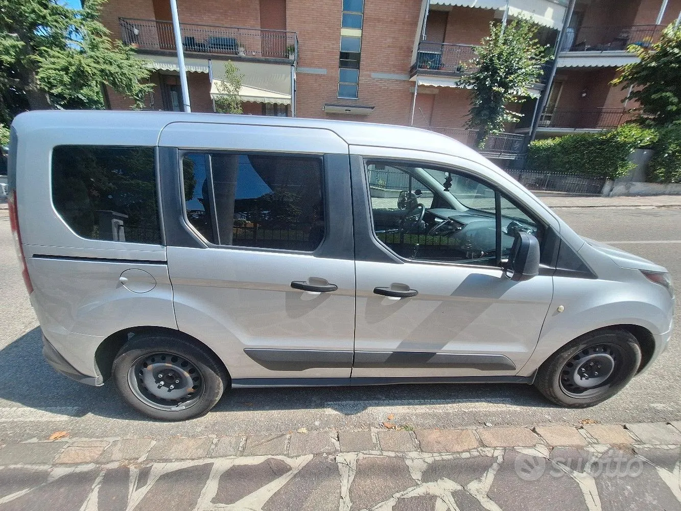 Ford Transit Connect 2017 photo 4
