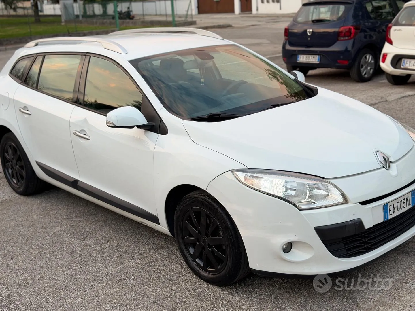 Renault Megane 2010 photo 4