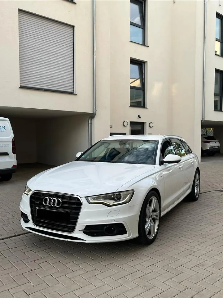 Audi A6 Avant