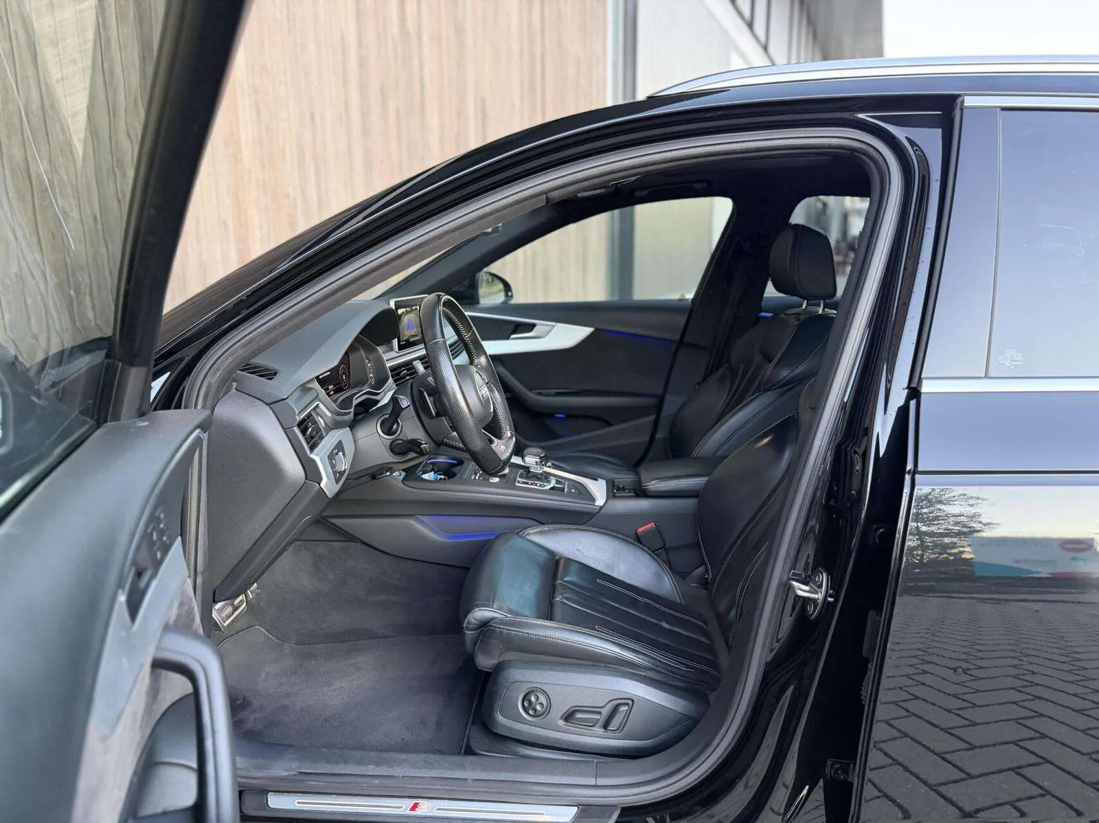 Audi A4 Avant 2016 photo 4