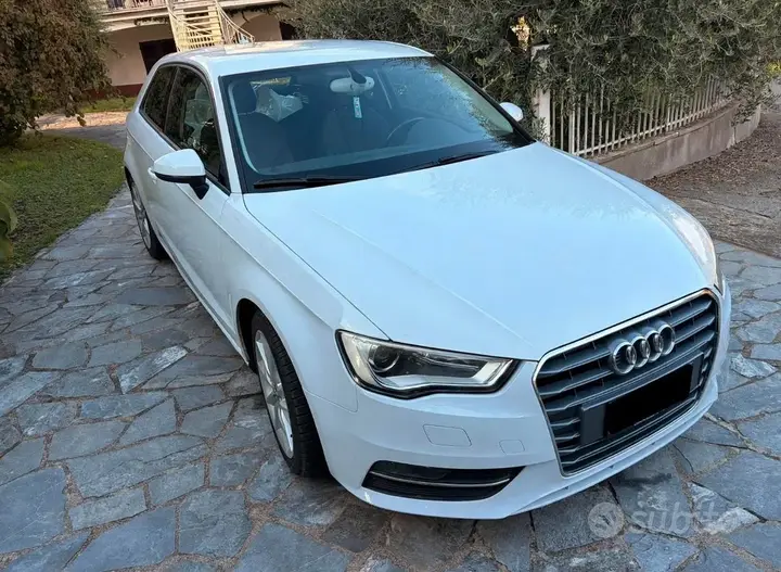 Audi A3 2014 photo 2
