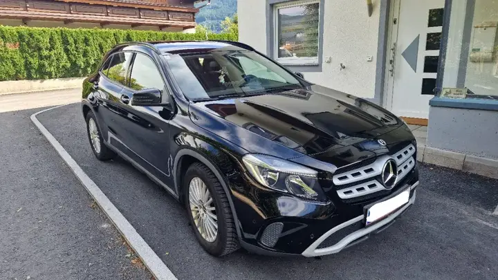 Mercedes-Benz Gla 2018 photo 2