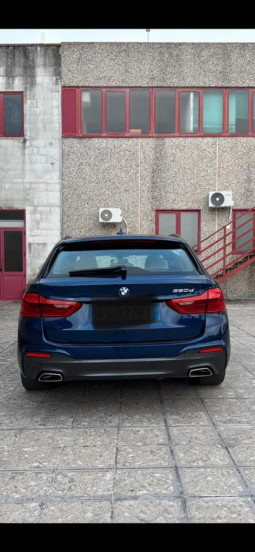 BMW 520D Touring 2018 photo 2