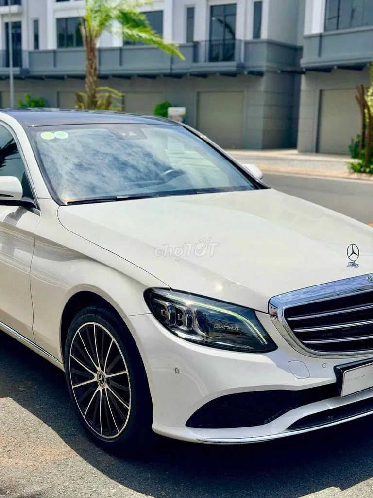 Mercedes-Benz C-Class 2021 photo 3