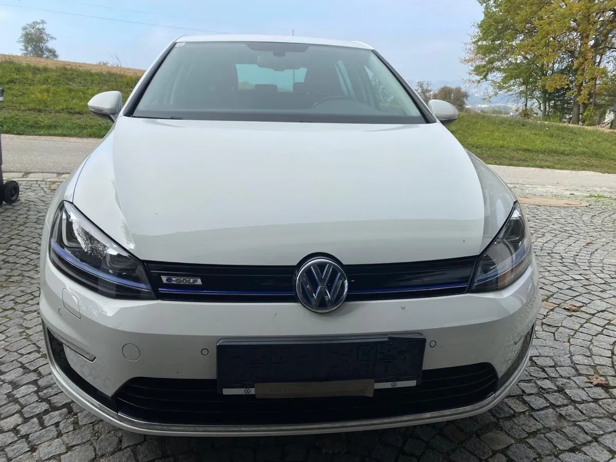 Volkswagen Golf 2016 photo 2