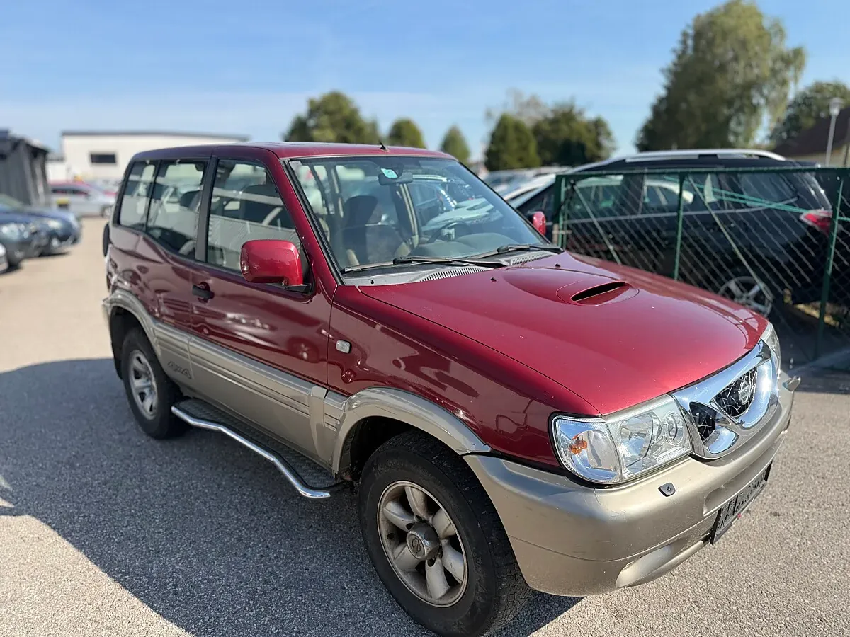 Nissan Terrano Ii 2001 photo 2