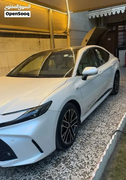 Toyota Camry 2025 photo 3