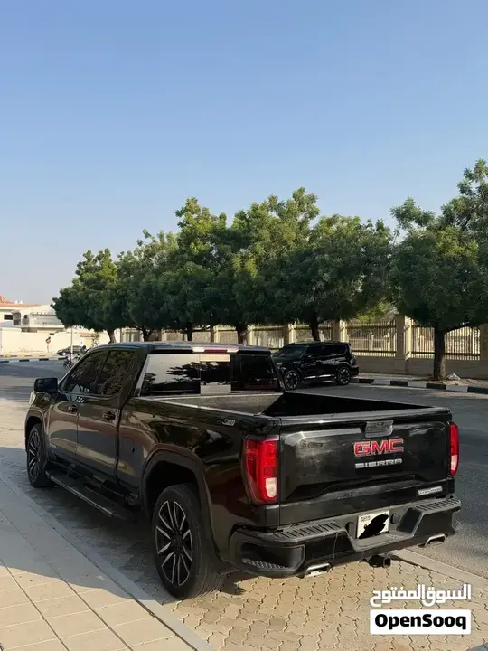 GMC Sierra 2019 photo 2