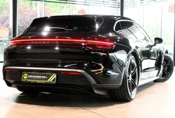 Porsche Taycan 2024 photo 2
