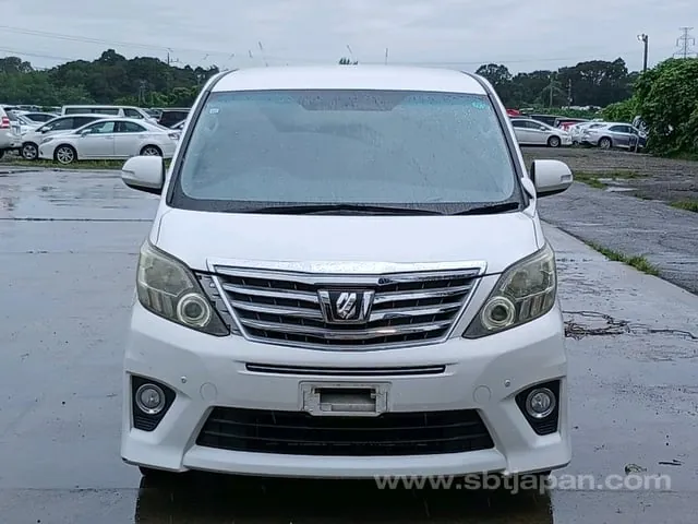 Toyota Alphard 2011 photo 2