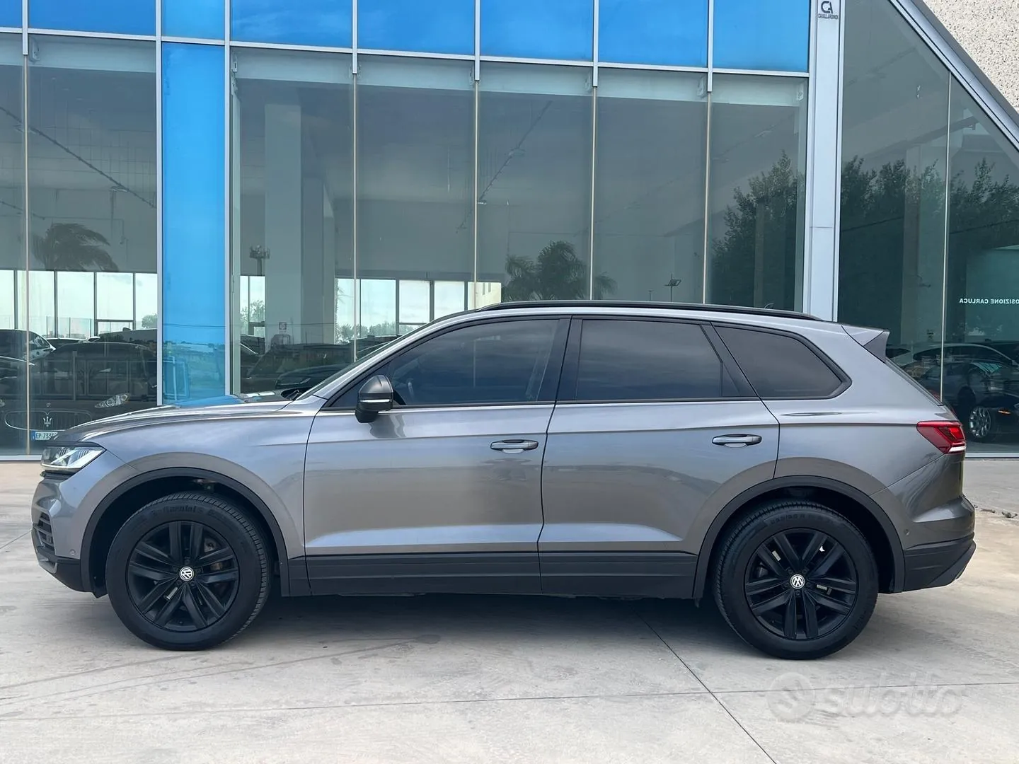 Volkswagen Touareg 2020 photo 2
