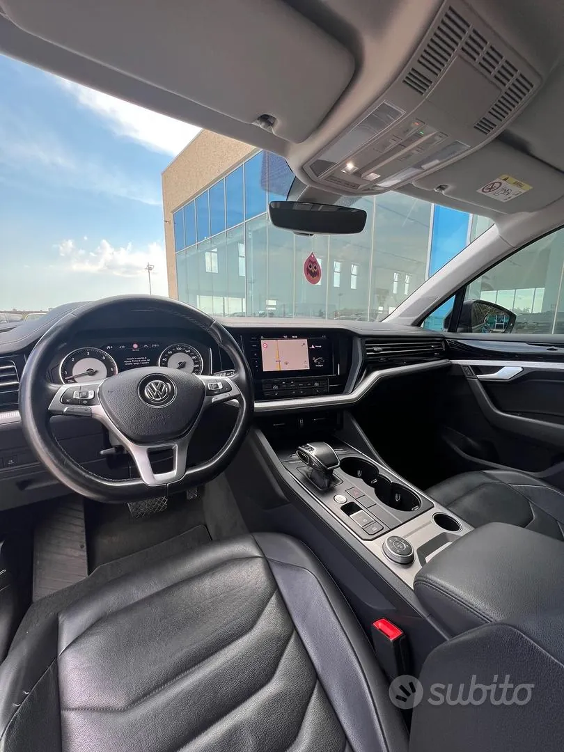 Volkswagen Touareg 2020 photo 5