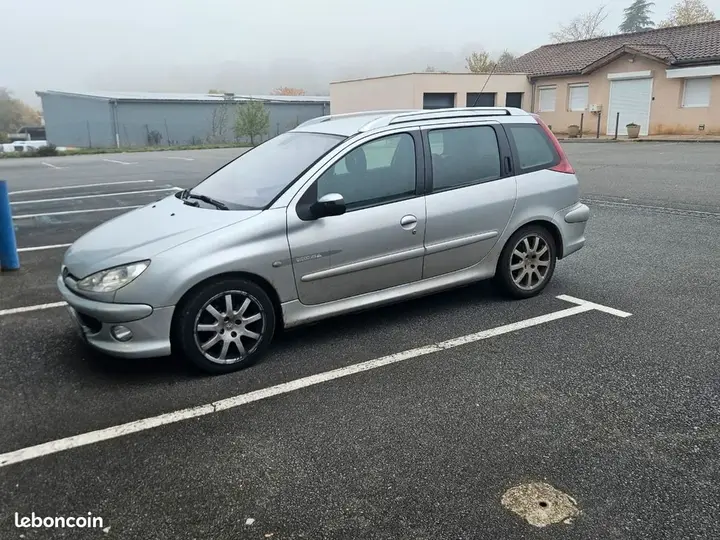 Peugeot 206