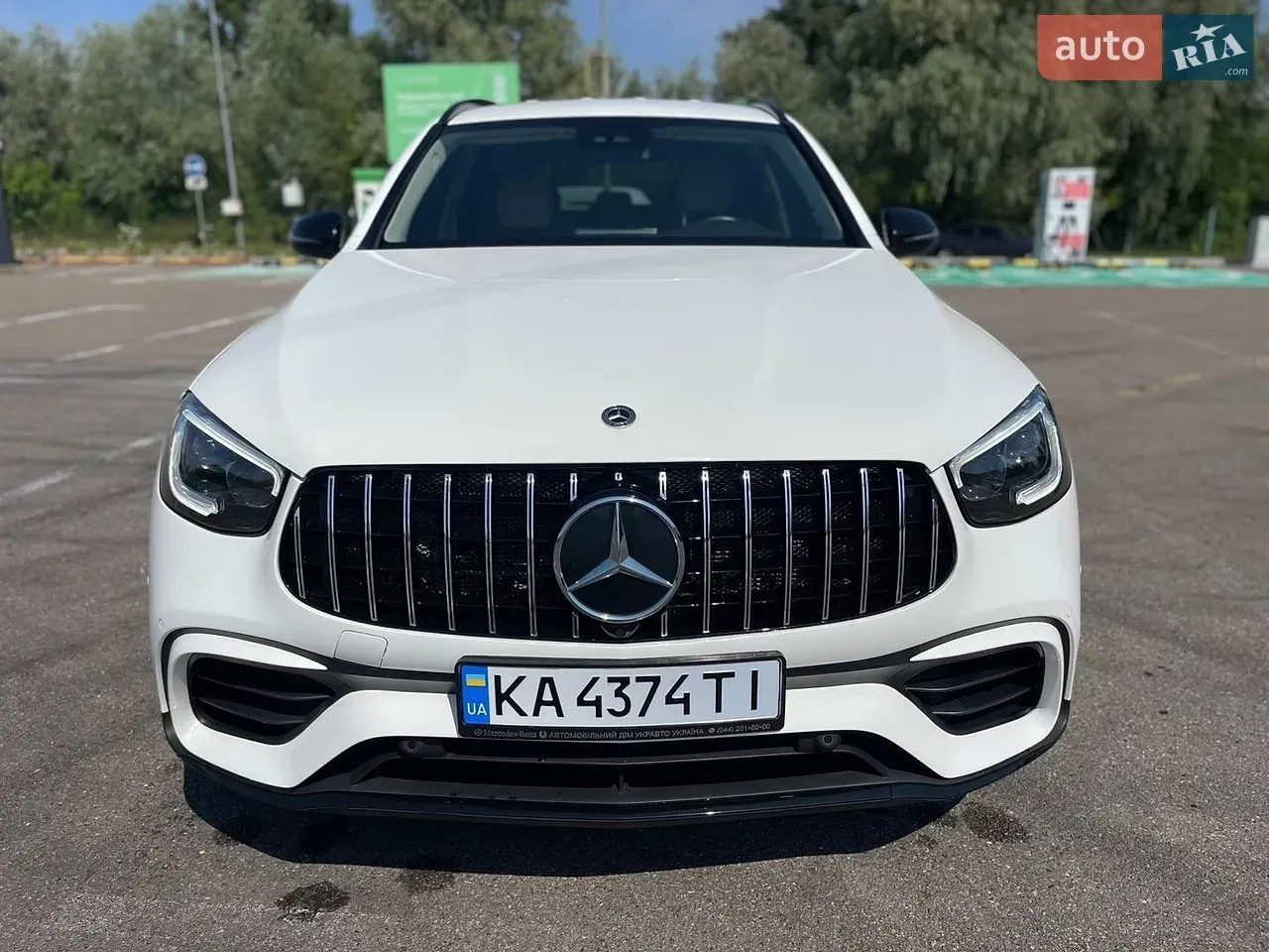 Mercedes-Benz Glc-Class 2022 photo 2