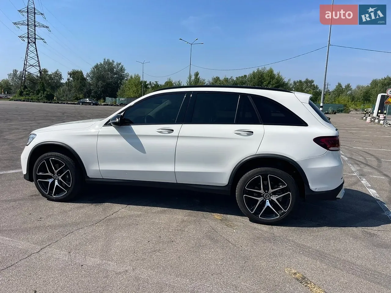 Mercedes-Benz Glc-Class 2022 photo 5
