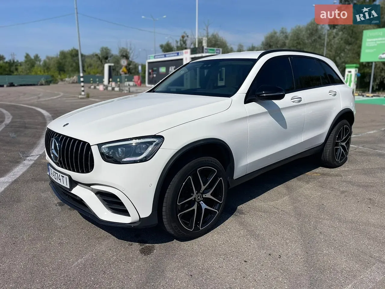 Mercedes-Benz Glc-Class 2022 photo 3