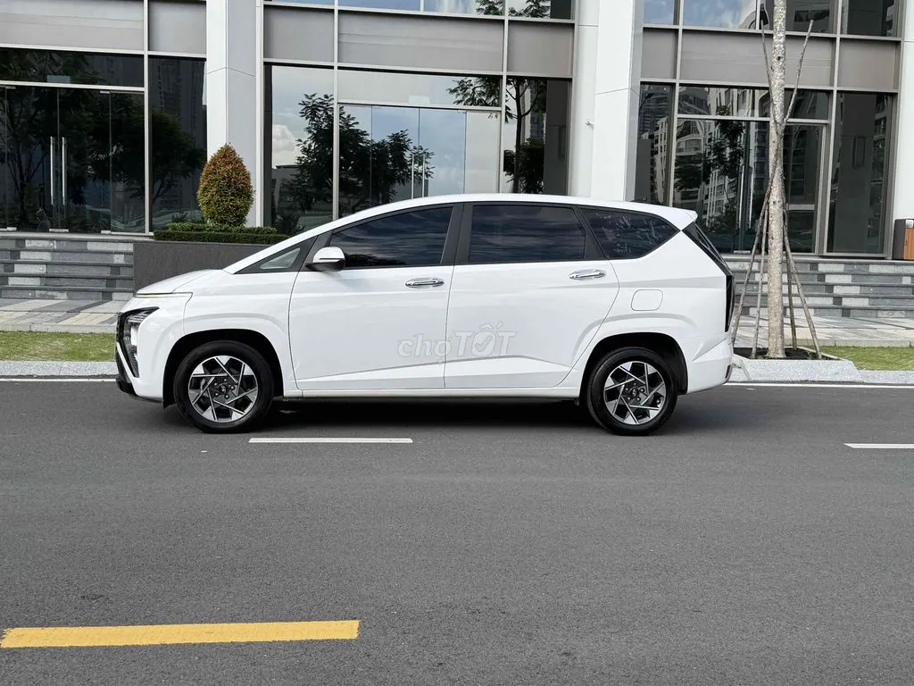 Hyundai Stargazer 2022 photo 5