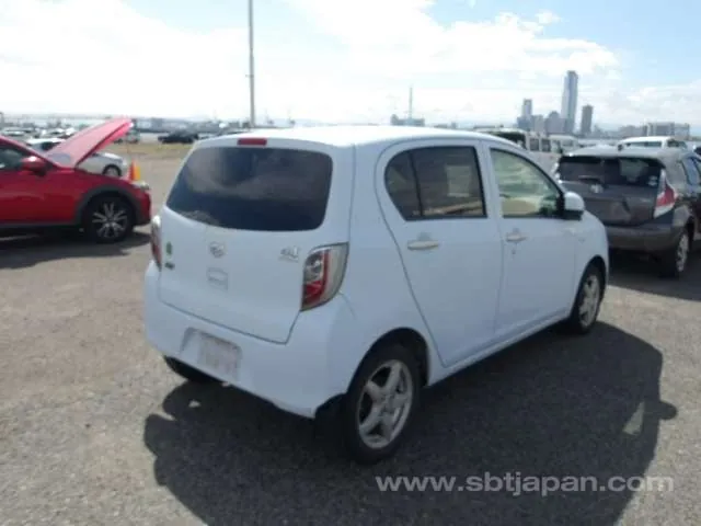 Daihatsu Mira Es X 2011 photo 4