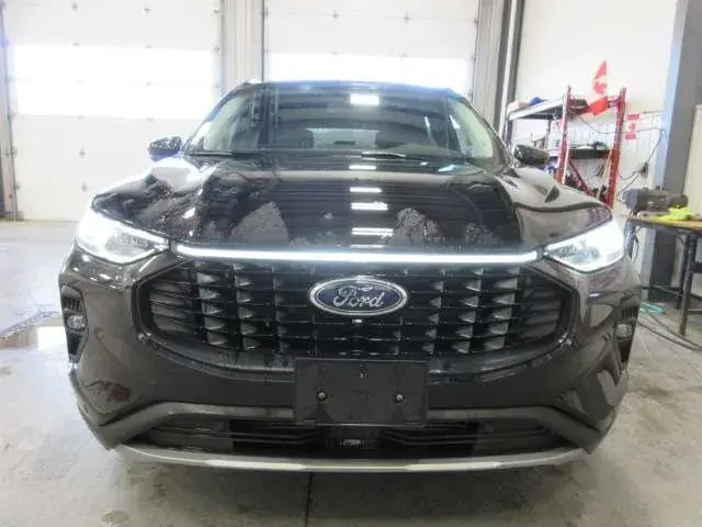 Ford Escape 2024 photo 3