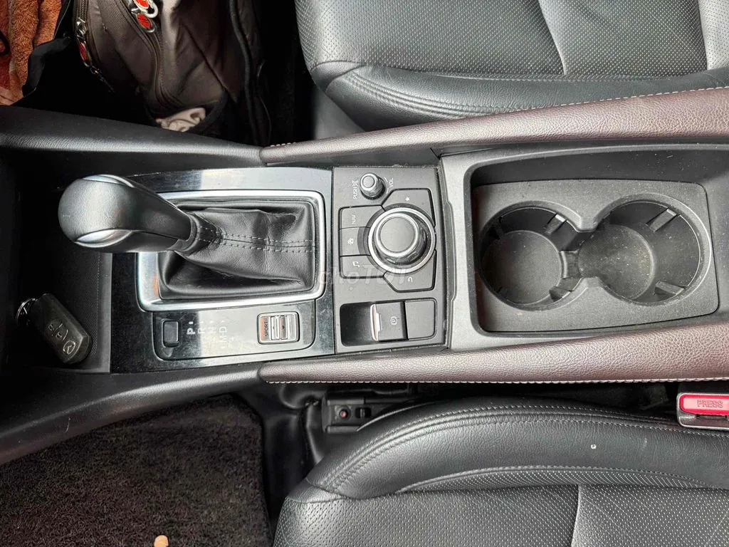 Mazda 3 2018 photo 5
