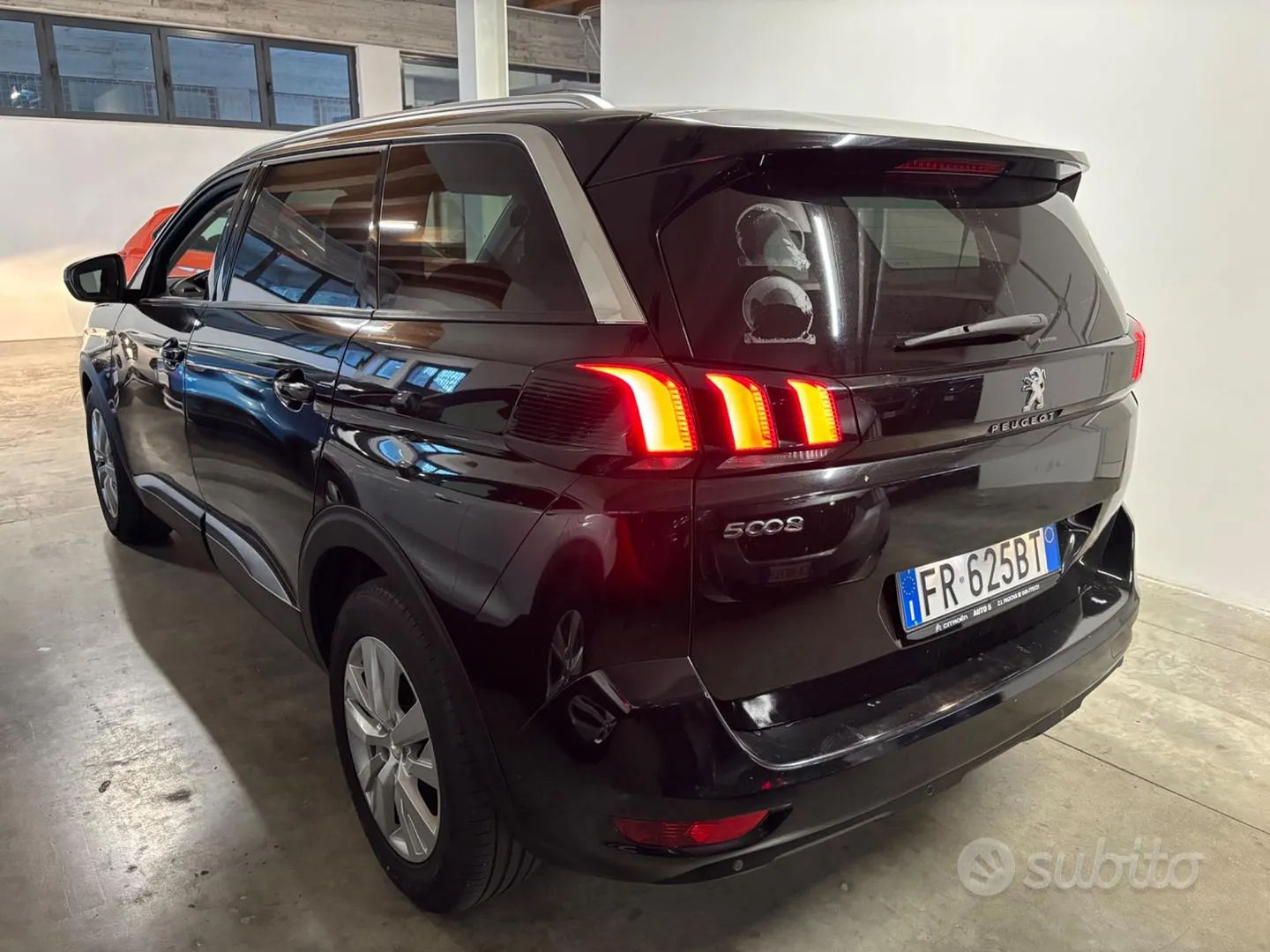 Peugeot 5008 2018 photo 2