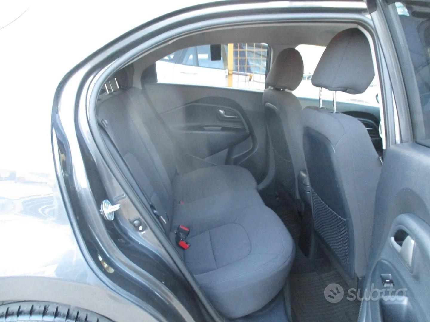 Kia Rio 2014 photo 4