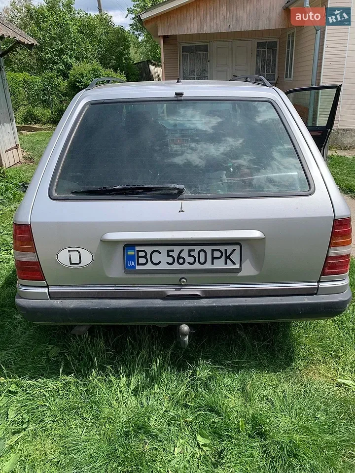 Mercedes-Benz E-Class 1994 photo 2