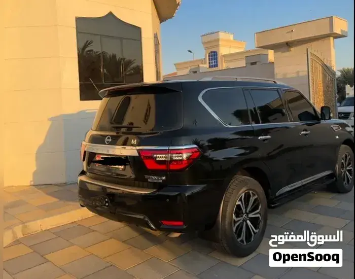 Nissan Patrol 2022 photo 4