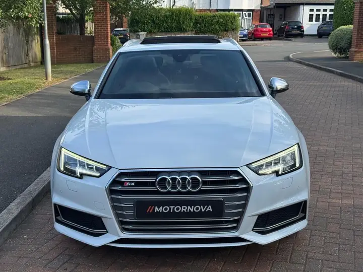 Audi S4 Avant 2018 photo 2