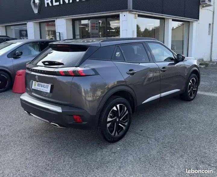 Peugeot 2008 2023 photo 4