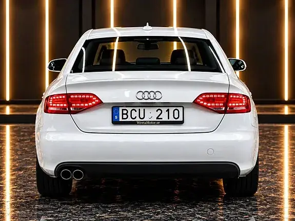 Audi A4 2011 photo 5