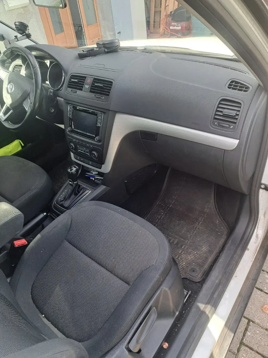 Skoda Yeti 2014 photo 2