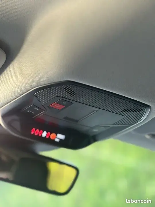 Peugeot 308 2023 photo 3