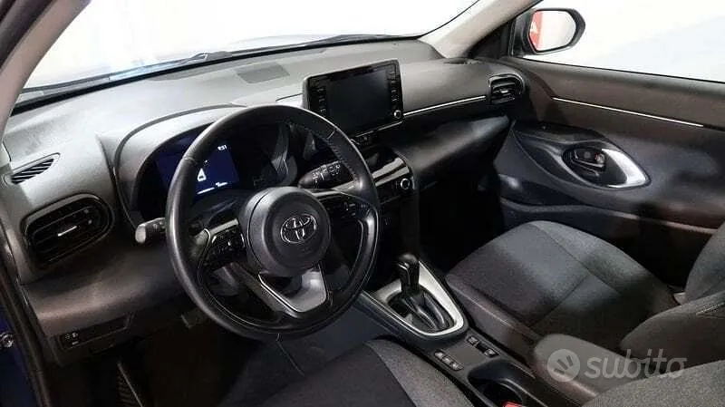 Toyota Yaris Cross 2023 photo 2