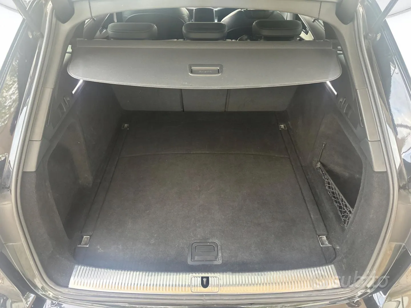 Audi A4 Avant 2023 photo 4