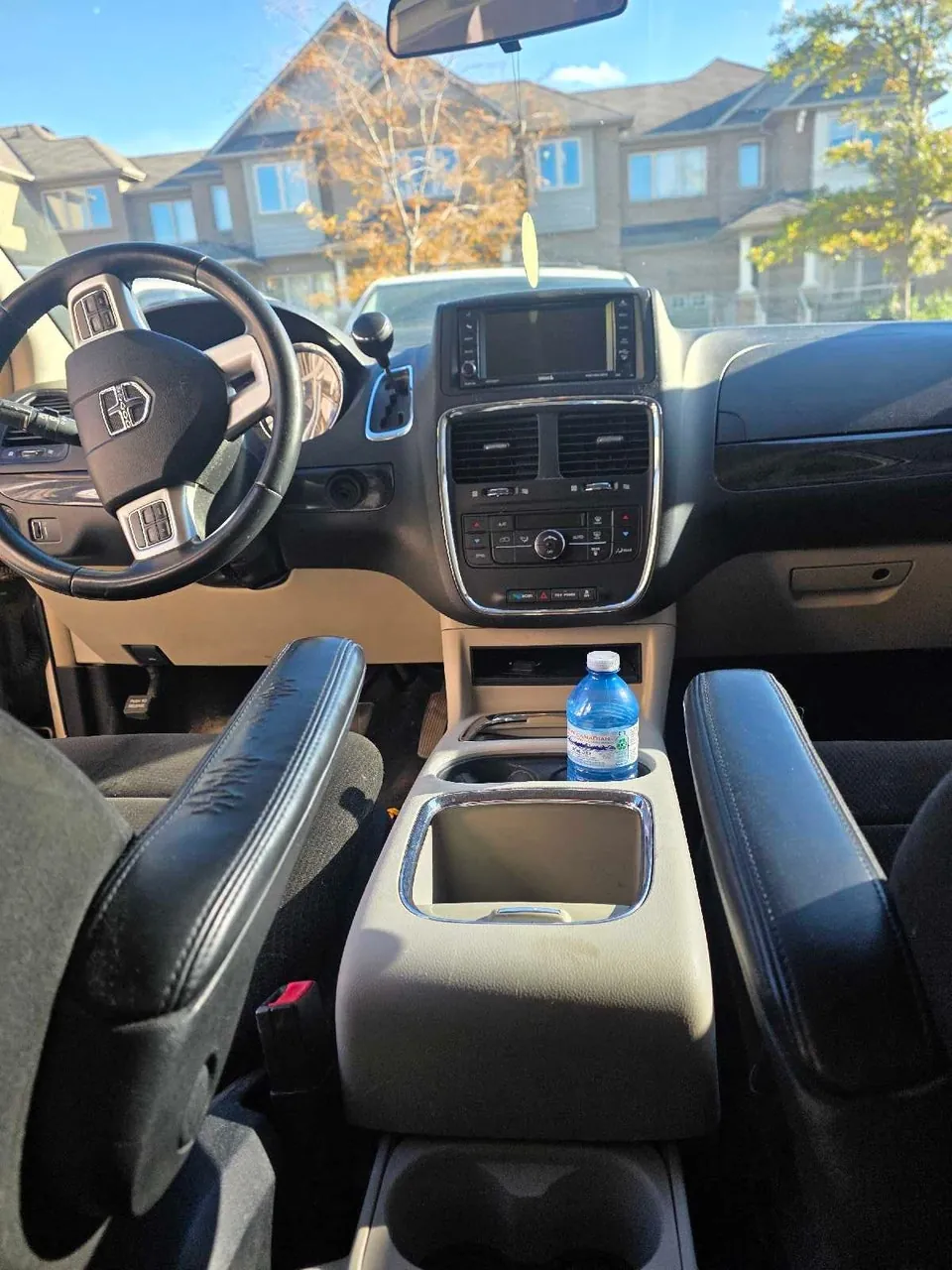 Dodge Caravan 2015 photo 3