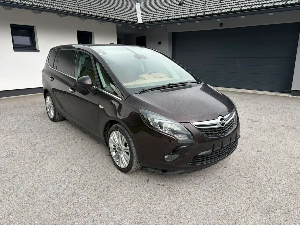 Opel Zafira 2012 photo 2