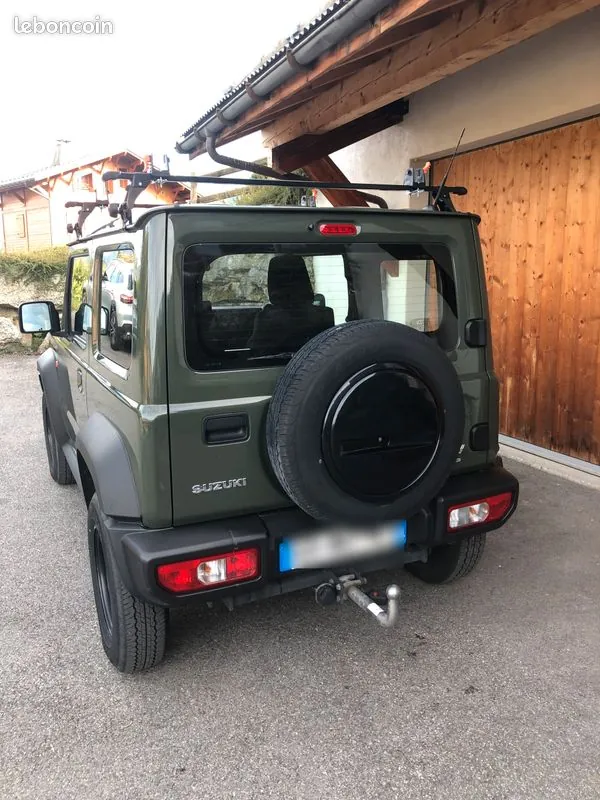 Suzuki Jimny 2023 photo 2
