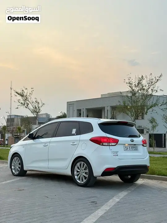 Kia Carens 2016 photo 4