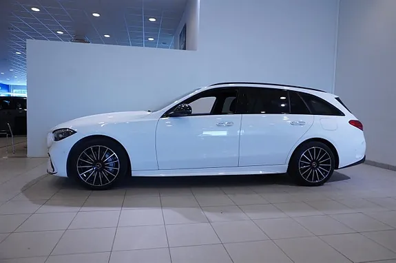 Mercedes-Benz C300 2023 photo 4
