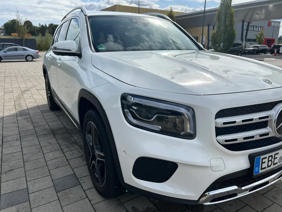 Mercedes-Benz Glb