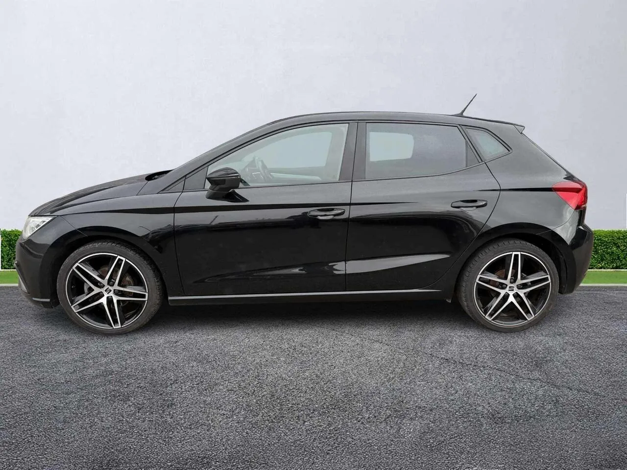 Seat Ibiza 2022 photo 4