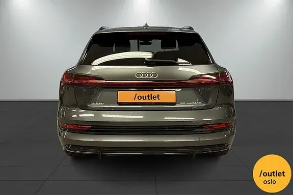 Audi E-Tron 2021 photo 4
