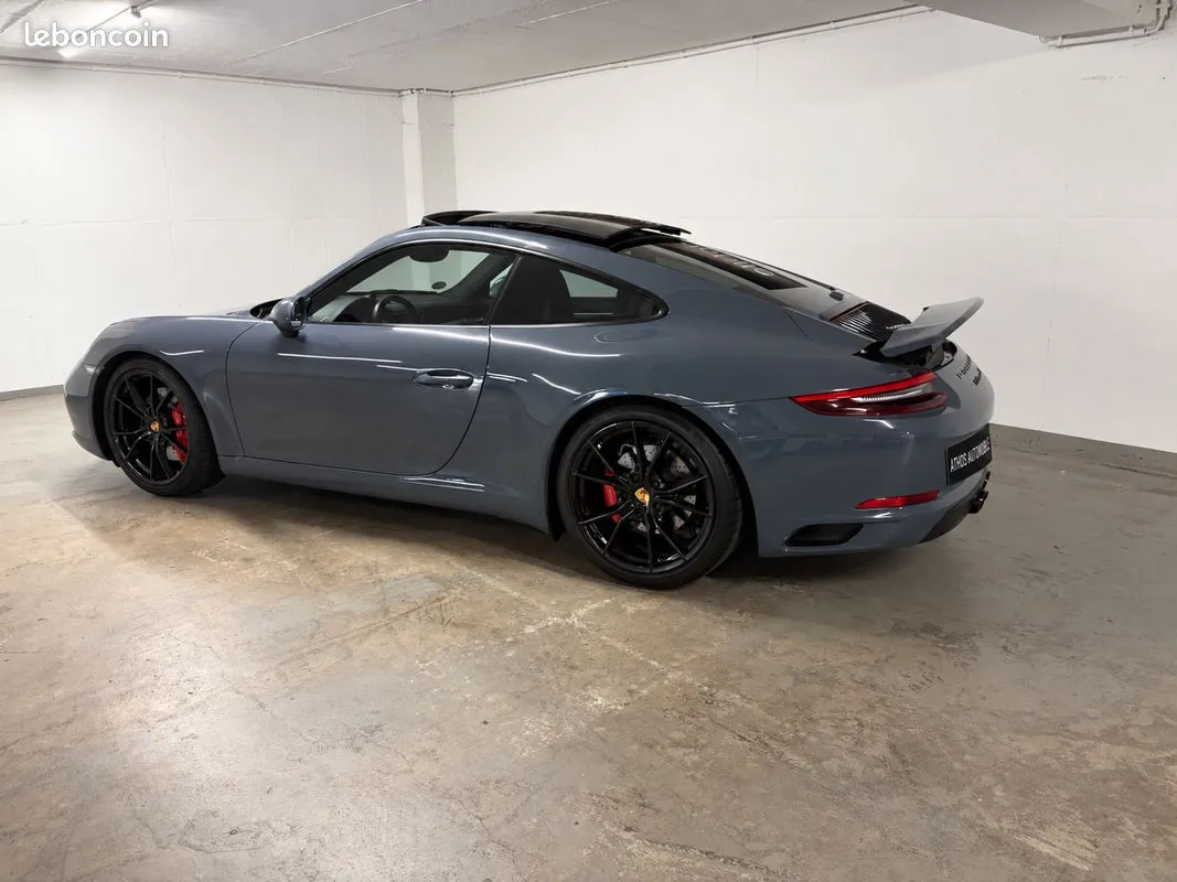 Porsche 911 2017 photo 4